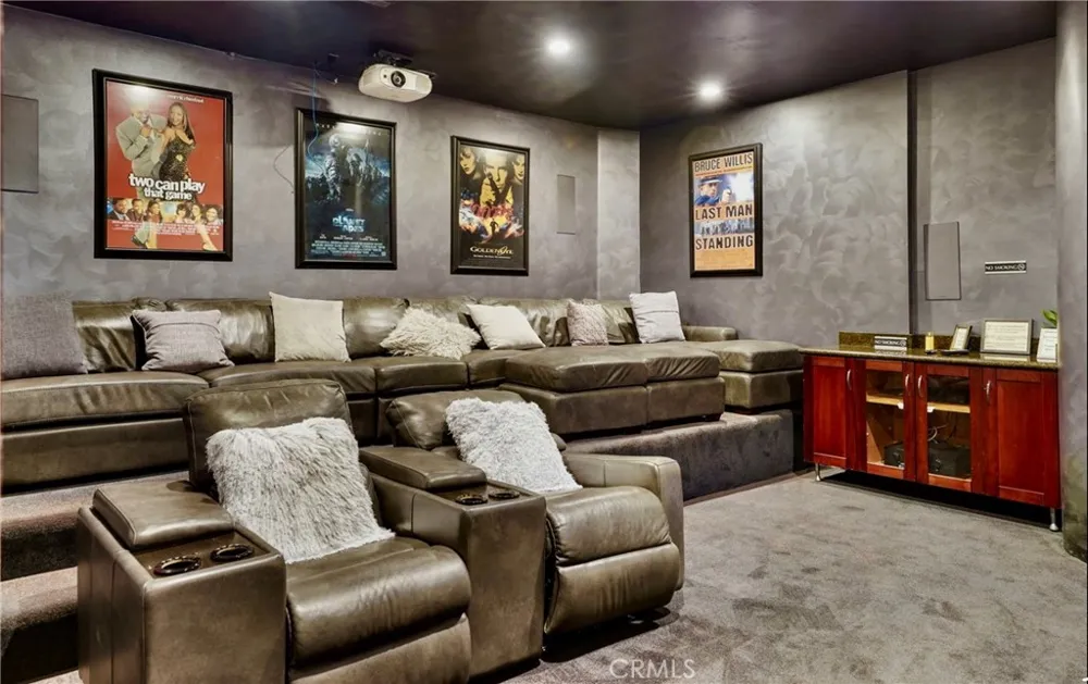 8827 Evanview Los Angeles, CA 90069