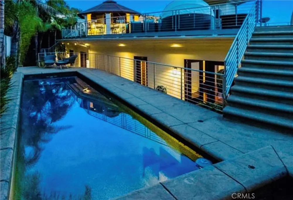 8827 Evanview Los Angeles, CA 90069