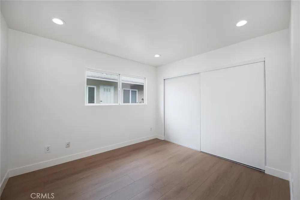 15147 Otsego Sherman Oaks, CA 91403