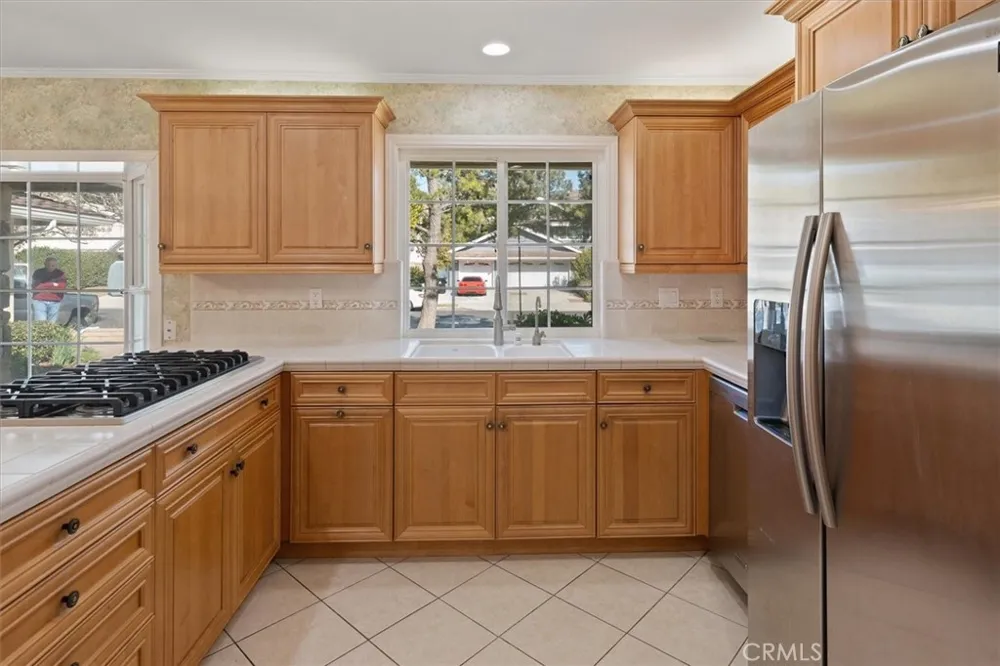 19100 Castlebay Lane Porter Ranch, CA 91326
