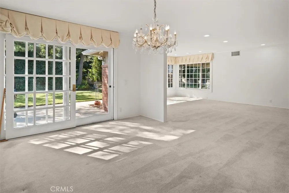 19100 Castlebay Lane Porter Ranch, CA 91326