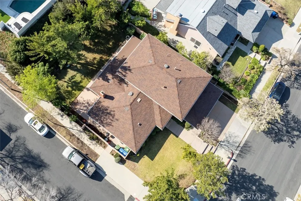 19100 Castlebay Lane Porter Ranch, CA 91326