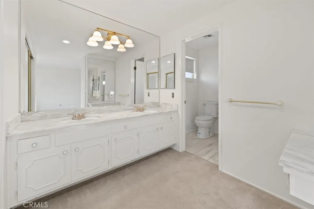 19100 Castlebay Lane Porter Ranch, CA 91326
