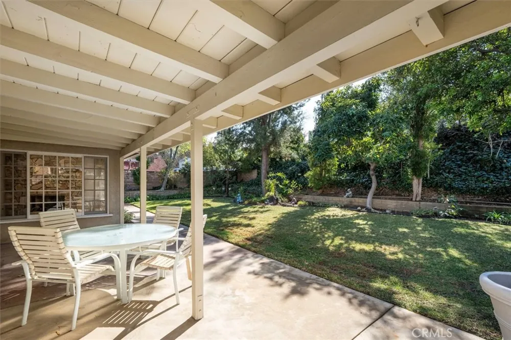 19100 Castlebay Lane Porter Ranch, CA 91326
