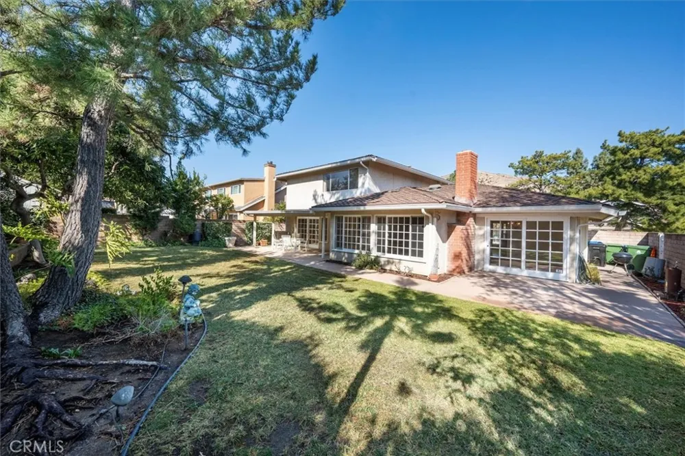 19100 Castlebay Lane Porter Ranch, CA 91326