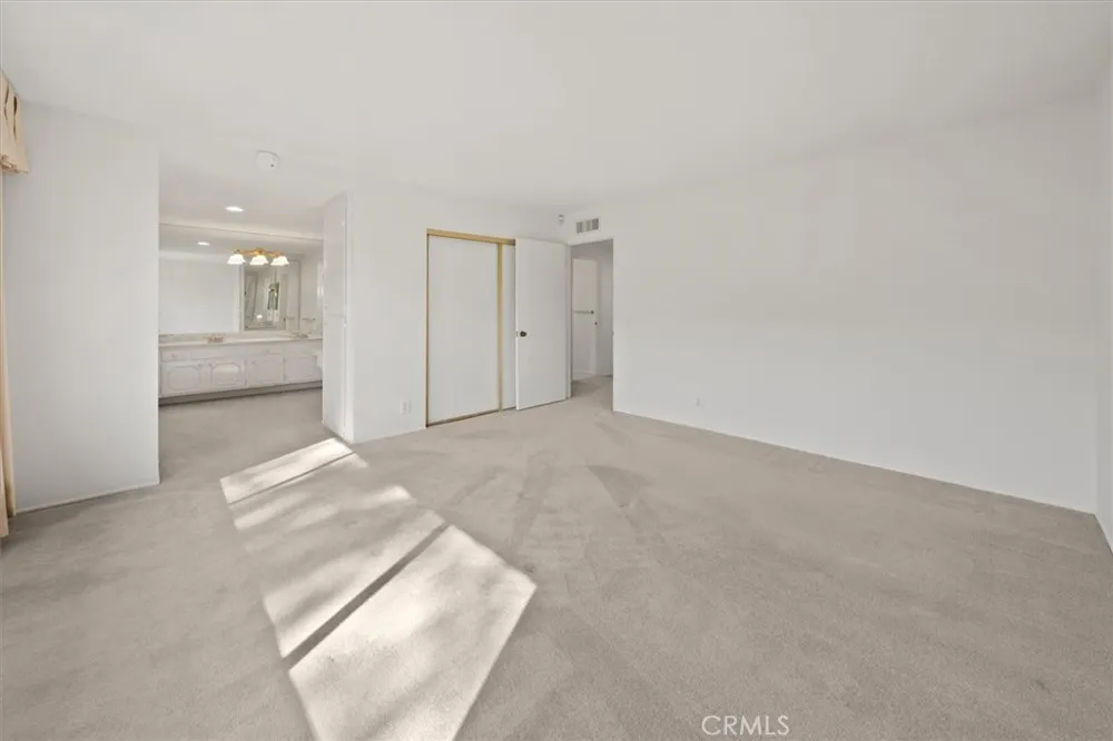 19100 Castlebay Lane Porter Ranch, CA 91326
