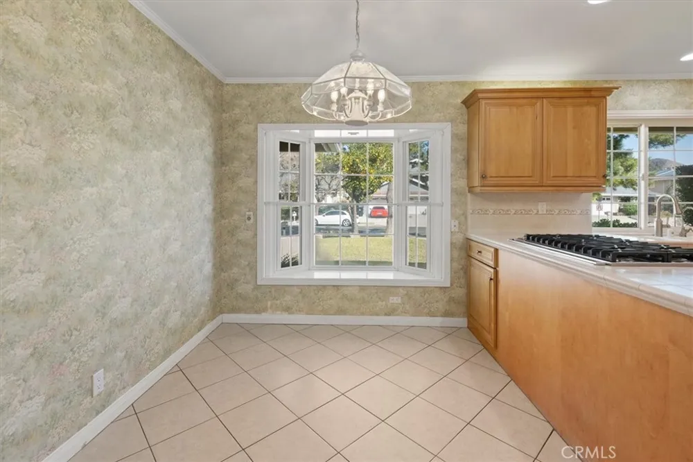 19100 Castlebay Lane Porter Ranch, CA 91326