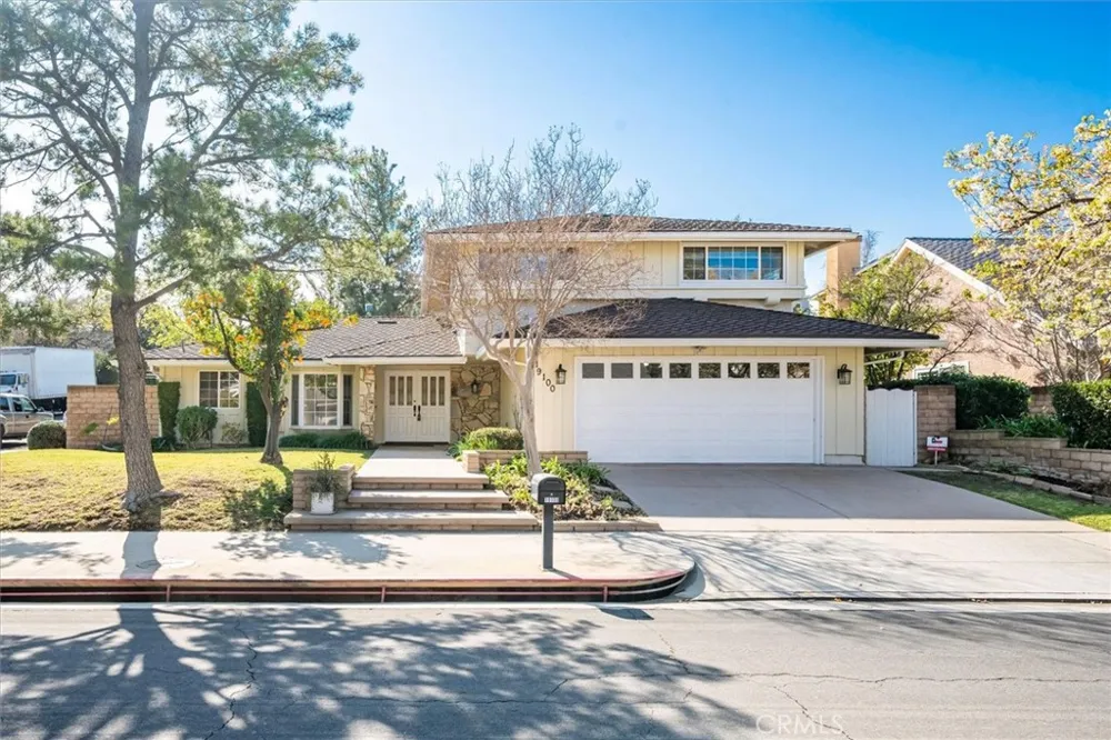 19100 Castlebay Lane Porter Ranch, CA 91326
