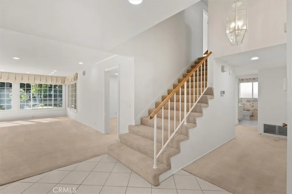 19100 Castlebay Lane Porter Ranch, CA 91326
