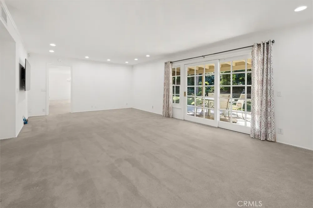 19100 Castlebay Lane Porter Ranch, CA 91326