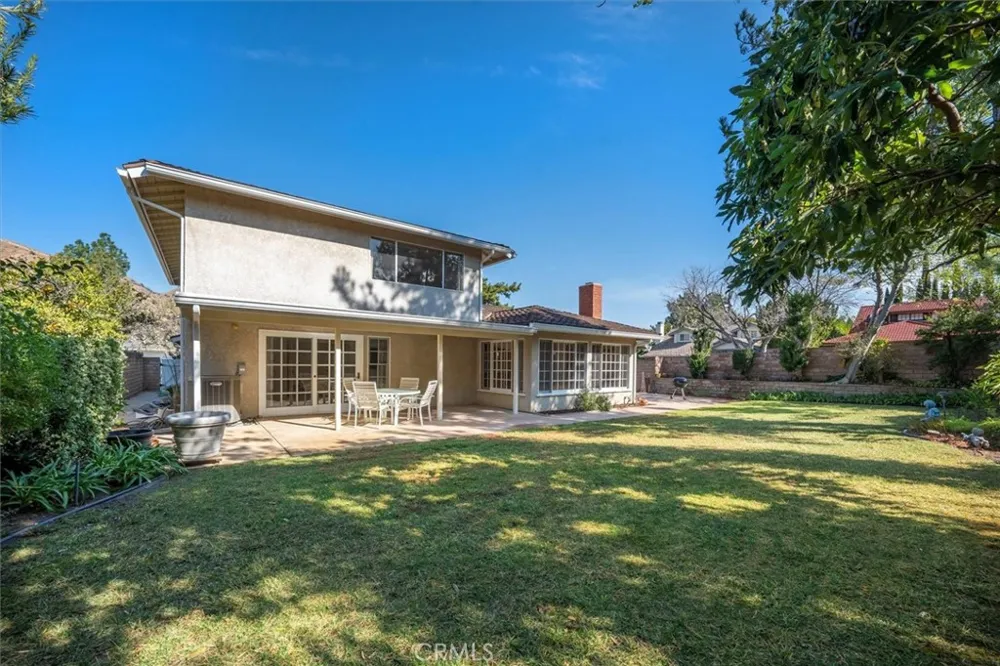 19100 Castlebay Lane Porter Ranch, CA 91326