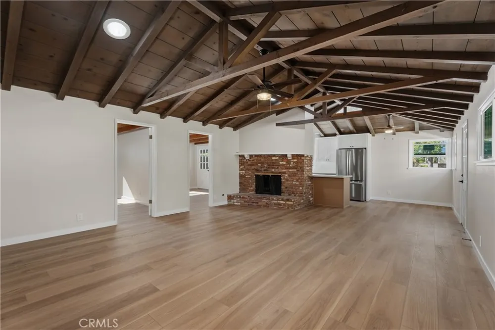 450 W 2nd Tustin, CA 92780