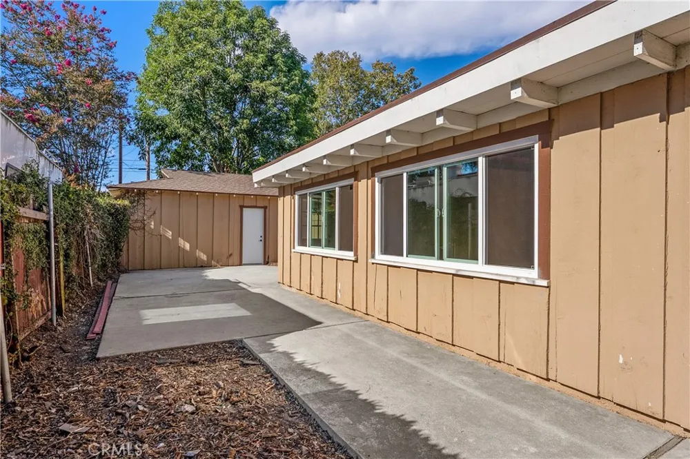 450 W 2nd Tustin, CA 92780