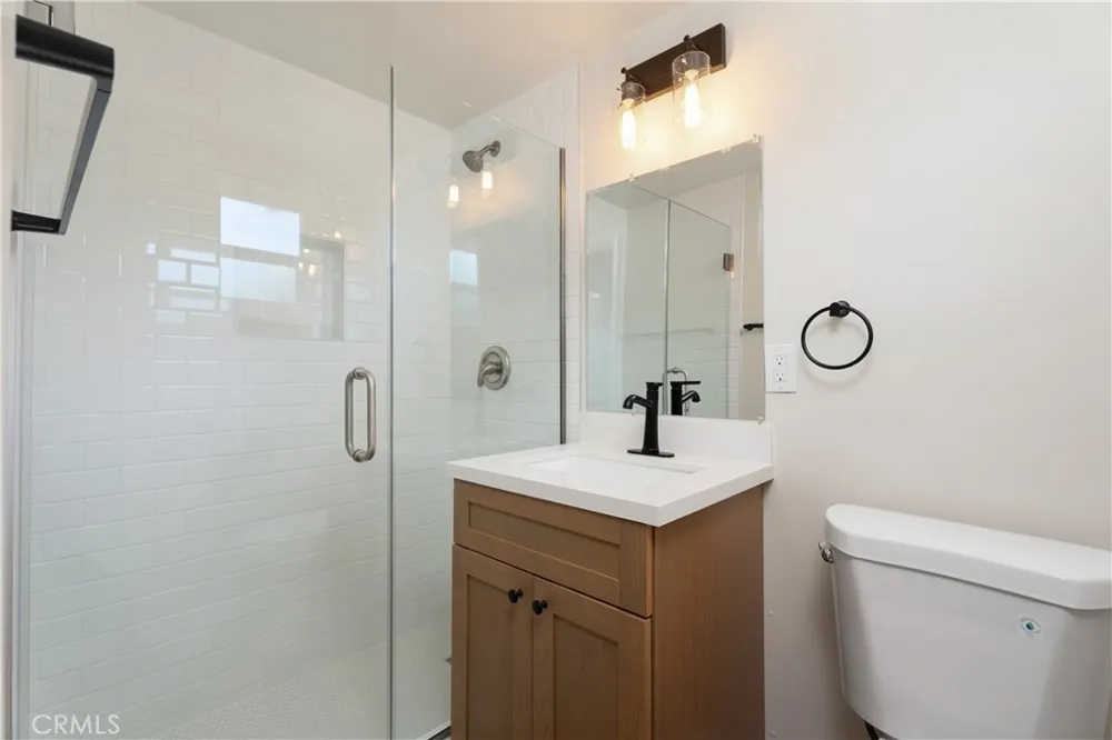 450 W 2nd Tustin, CA 92780