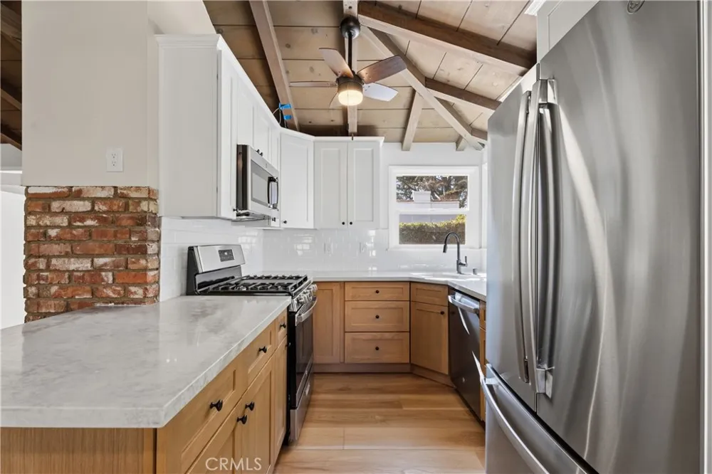 450 W 2nd Tustin, CA 92780
