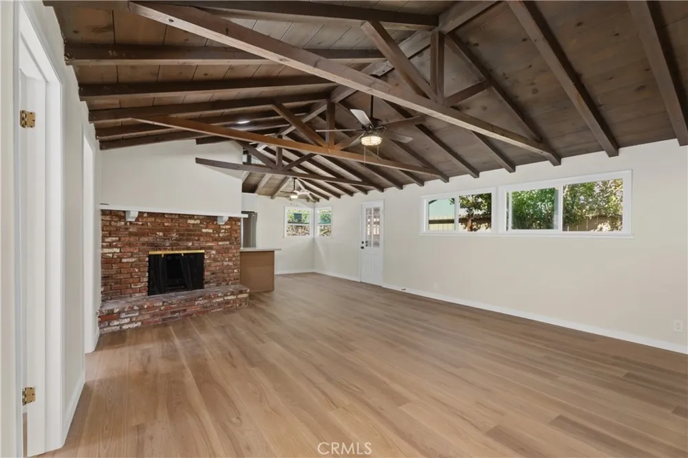 450 W 2nd Tustin, CA 92780