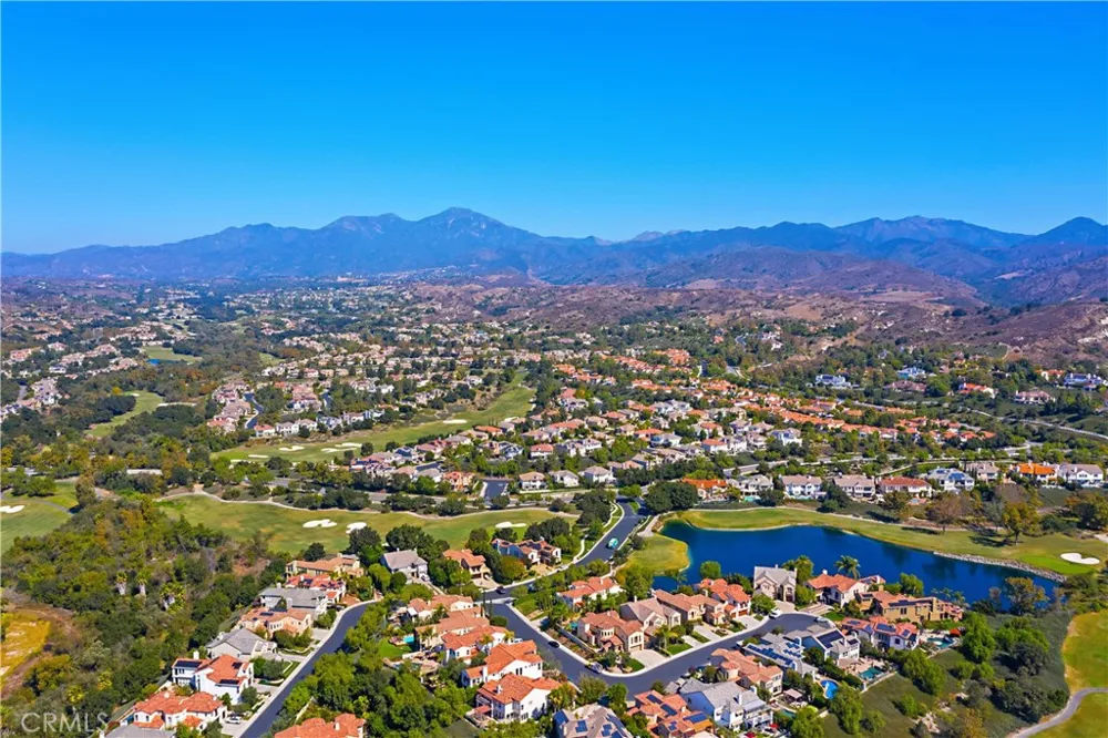27 Running Brook Coto de Caza, CA 92679