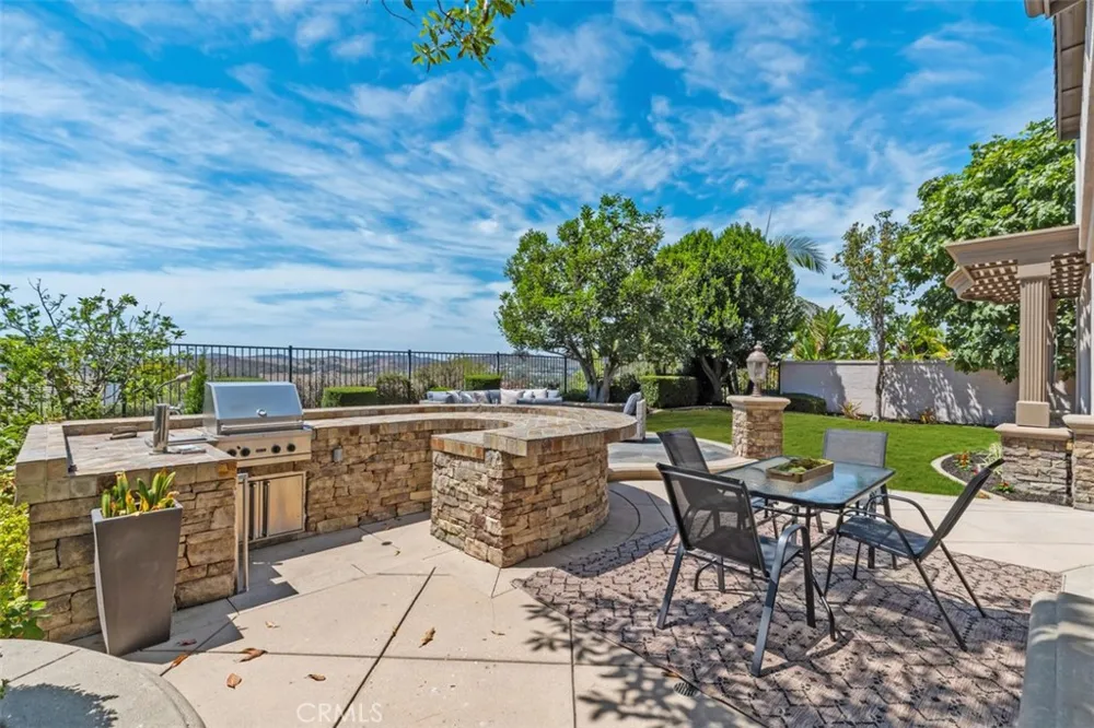 27 Running Brook Coto de Caza, CA 92679
