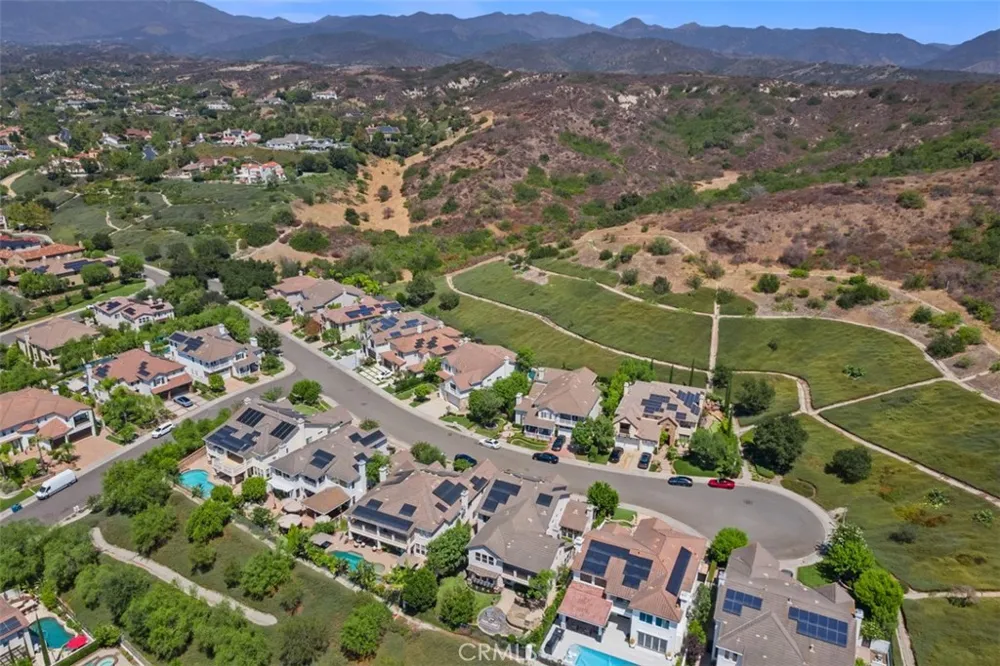27 Running Brook Coto de Caza, CA 92679