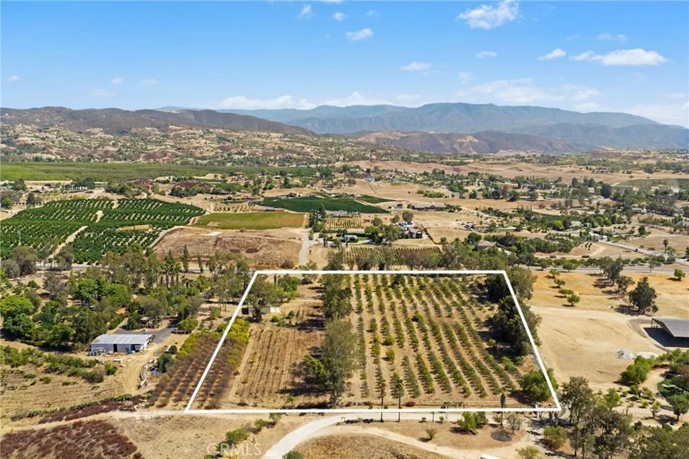 Glenoaks Road Temecula, CA 92592