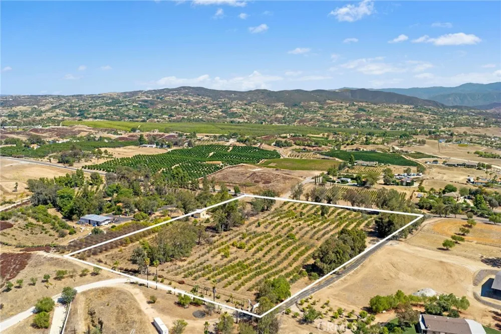 Glenoaks Road Temecula, CA 92592