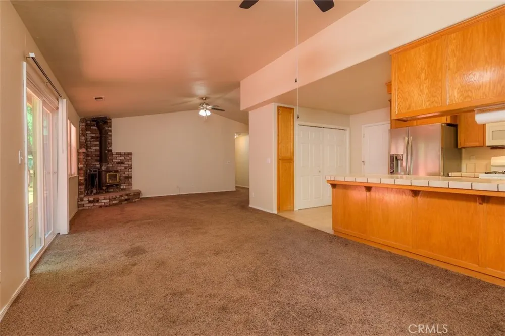 14579 Carnegie Magalia, CA 95954