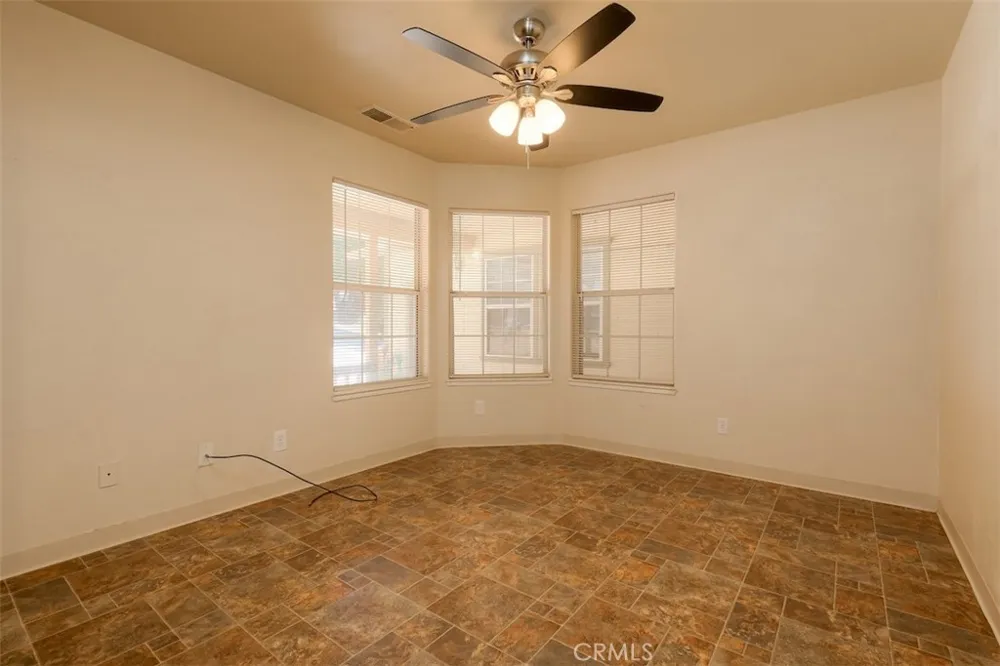 14579 Carnegie Magalia, CA 95954