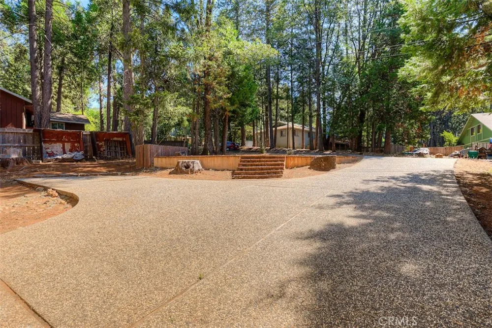 14579 Carnegie Magalia, CA 95954