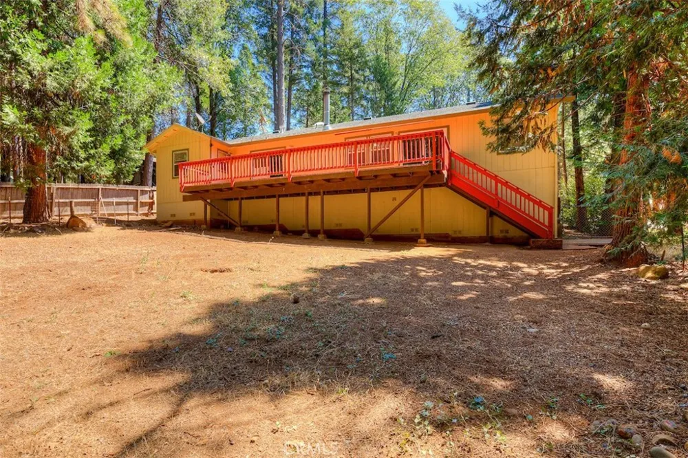 14579 Carnegie Magalia, CA 95954