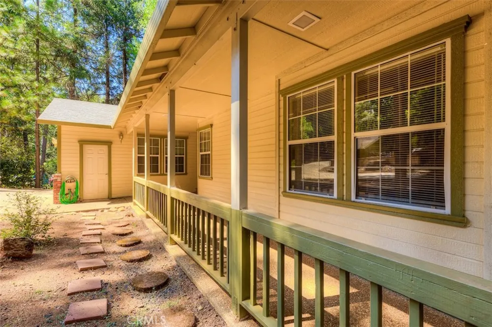 14579 Carnegie Magalia, CA 95954