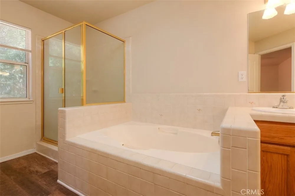 14579 Carnegie Magalia, CA 95954