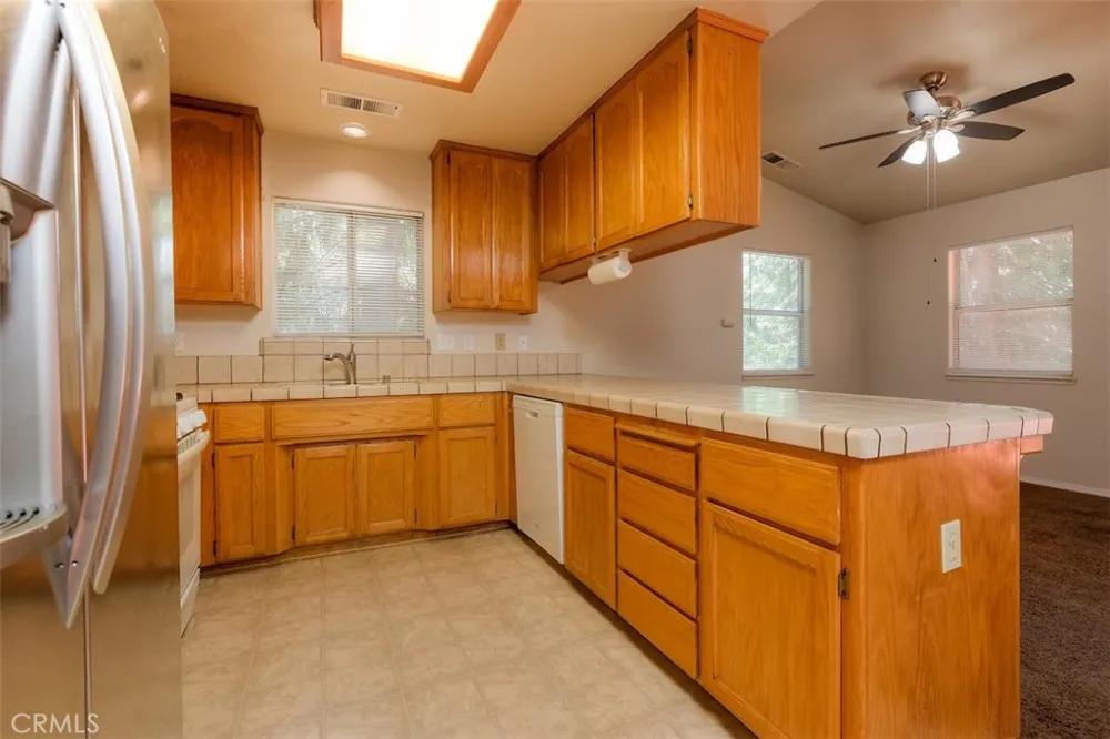 14579 Carnegie Magalia, CA 95954