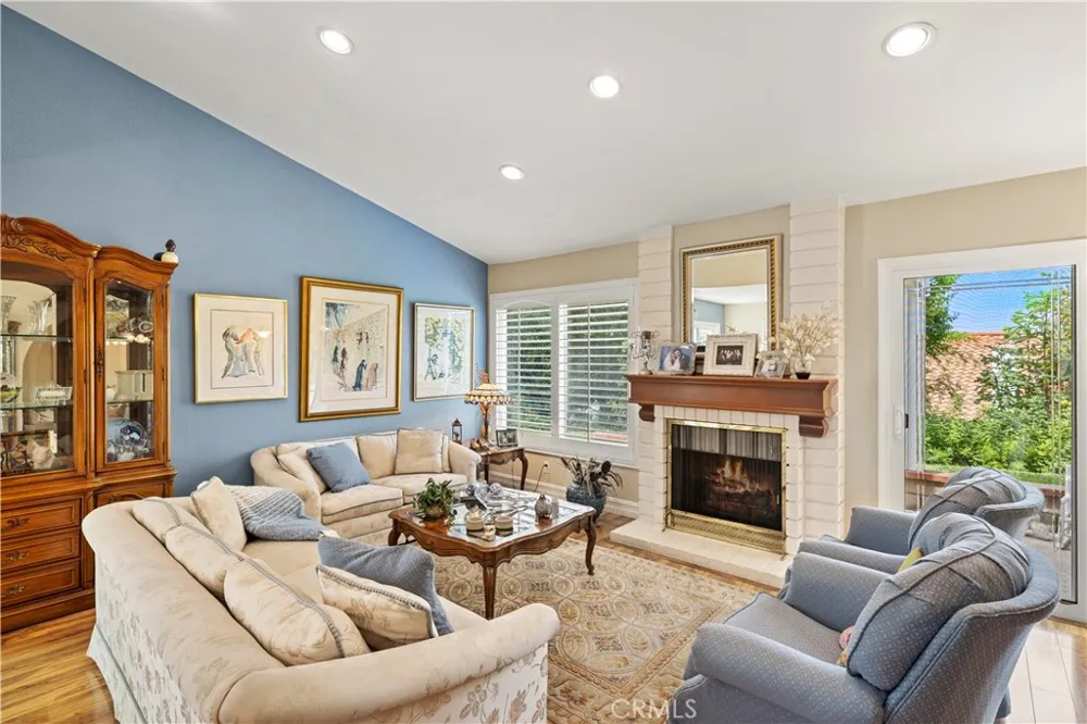 27826 TORROBA Mission Viejo, CA 92692