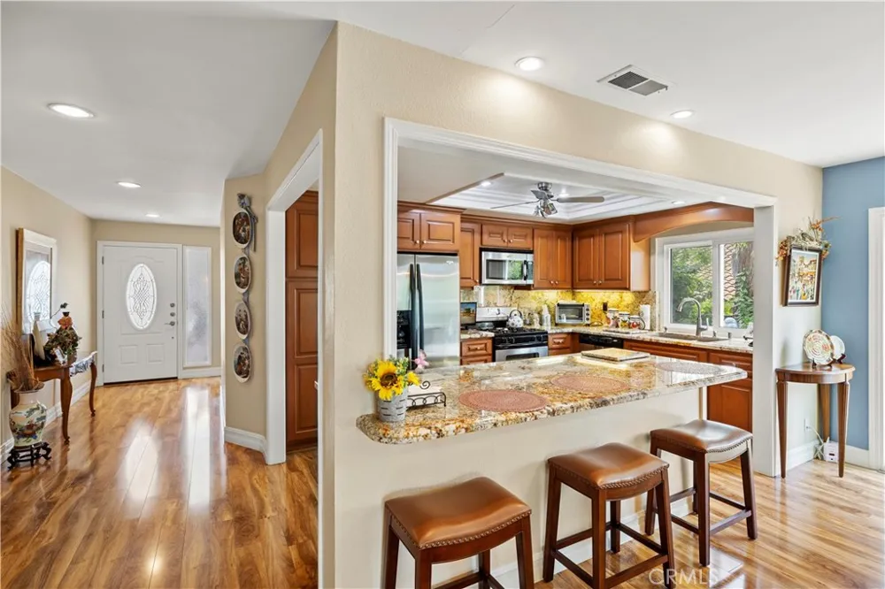 27826 TORROBA Mission Viejo, CA 92692
