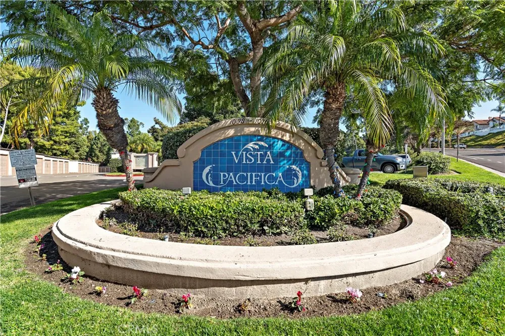 1042 Calle Del Cerro #209 San Clemente, CA 92672