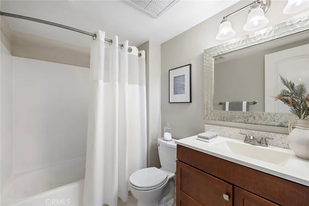 1042 Calle Del Cerro #209 San Clemente, CA 92672