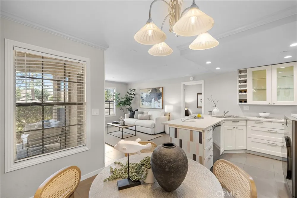 1042 Calle Del Cerro #209 San Clemente, CA 92672