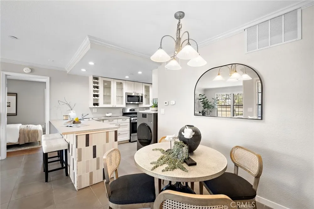 1042 Calle Del Cerro #209 San Clemente, CA 92672