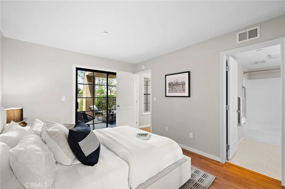 1042 Calle Del Cerro #209 San Clemente, CA 92672