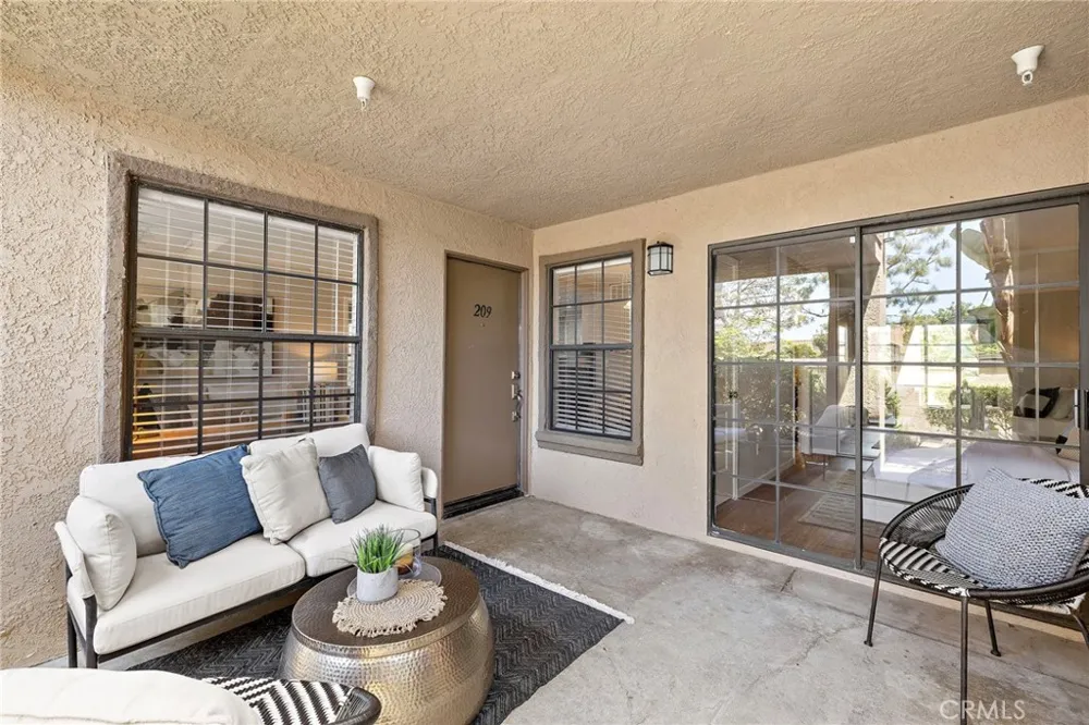 1042 Calle Del Cerro #209 San Clemente, CA 92672