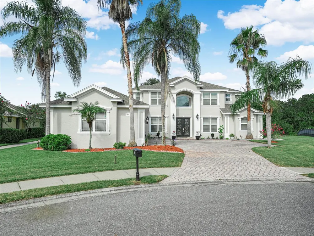 565 WHISPER WOODS DRIVE Lakeland, FL 33813