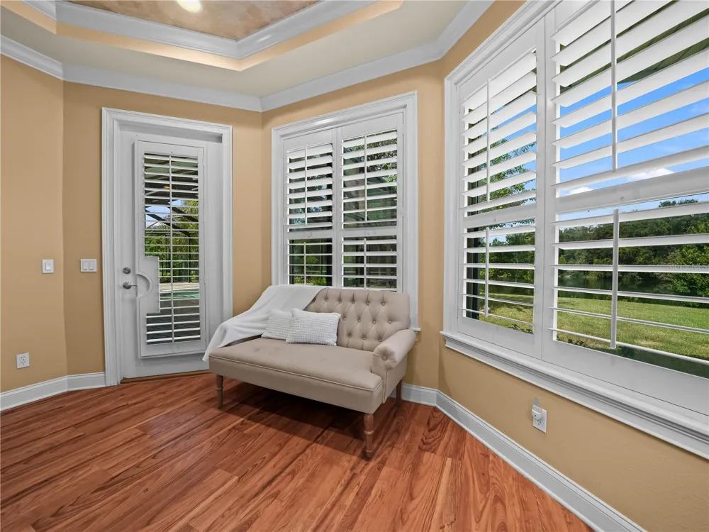 565 WHISPER WOODS DRIVE Lakeland, FL 33813