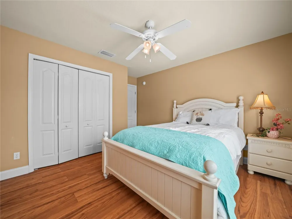 565 WHISPER WOODS DRIVE Lakeland, FL 33813