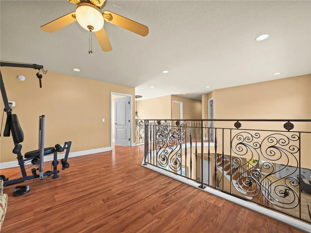565 WHISPER WOODS DRIVE Lakeland, FL 33813