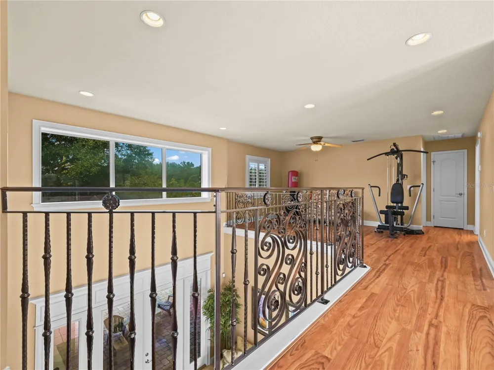 565 WHISPER WOODS DRIVE Lakeland, FL 33813