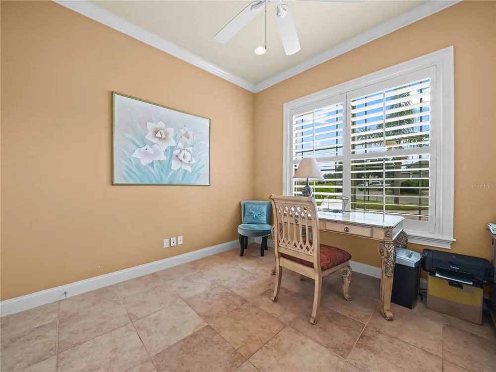 565 WHISPER WOODS DRIVE Lakeland, FL 33813