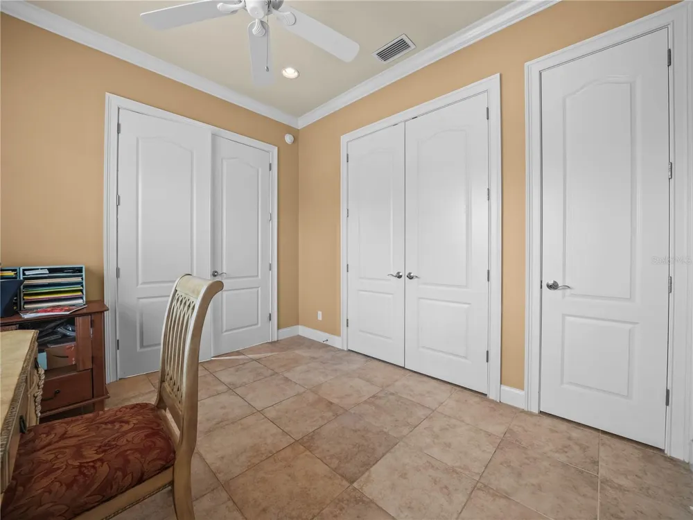 565 WHISPER WOODS DRIVE Lakeland, FL 33813