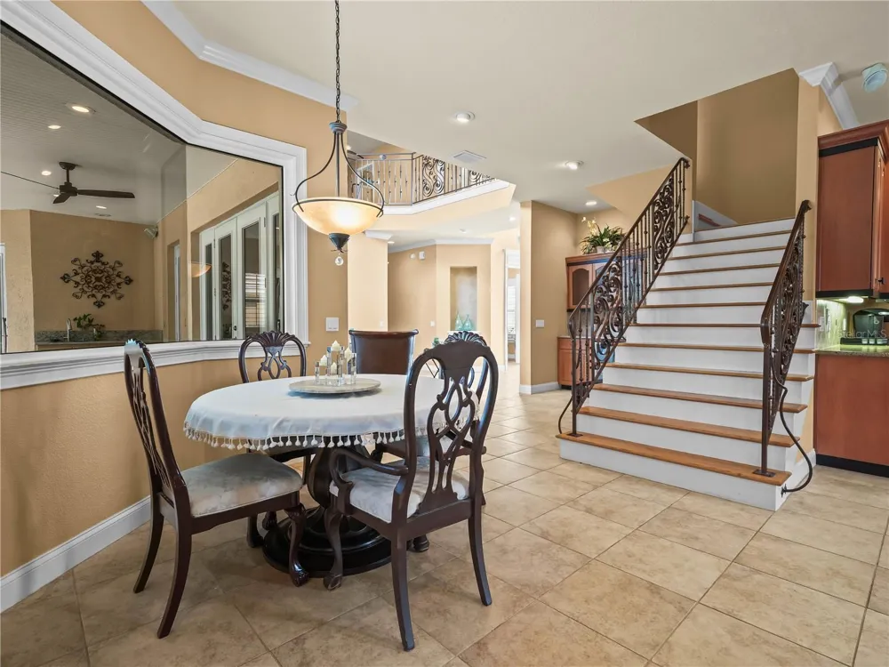 565 WHISPER WOODS DRIVE Lakeland, FL 33813
