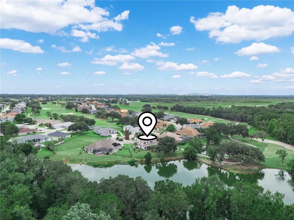 565 WHISPER WOODS DRIVE Lakeland, FL 33813