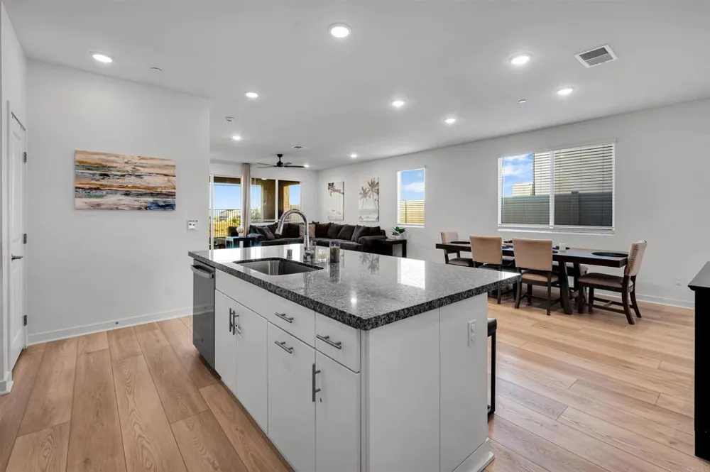 35164 Orchard Trail Fallbrook, CA 92028